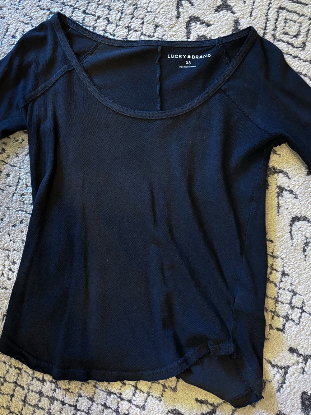 Lucky brand scoop neck tee xs